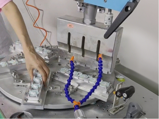 防蚊貼生產遇瓶頸？90%同行靠這臺設備實現效率×3、良品率飆升！